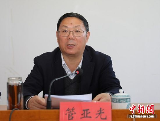 盐城市城乡建设局党委书记,局长管亚光