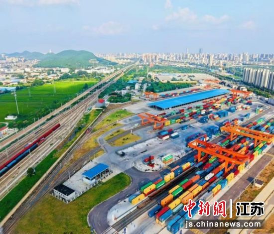 淮海国际陆港铁路集散中心。淮海国际港务区 供图 淮海国际陆港铁路集散中心。淮海国际港务区 供图