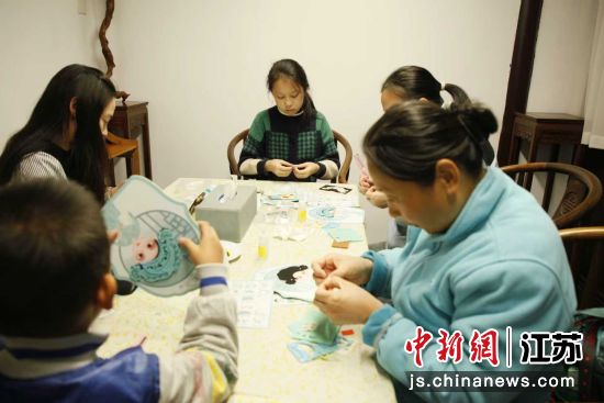 重阳雅集活动现场。 徐慧芳 摄 重阳雅集活动现场。 徐慧芳 摄