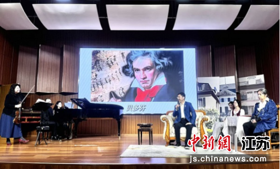 活动现场。葛勇 摄 活动现场。葛勇 摄