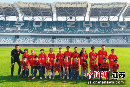 孩子们合影。王思哲 摄 孩子们合影。王思哲 摄