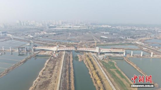 ������Ŀ�����½�չ��Ҷ���� ��