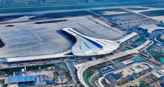 ��̩���ʻ������ڹ���T2��վ¥���ڽ����С�����ͼƬ