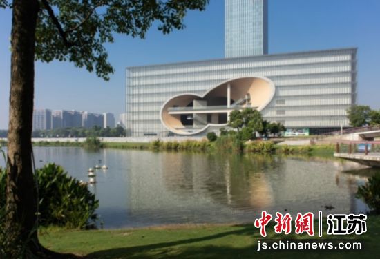 �ַ���ʦ���ֵġ��Ϻ��������Ժ��������Ӱ��Ŀ��ͼƬ֮һ���Ͼ�����ѧԺ��ýѧԺ ��ͼ