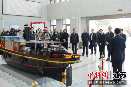 �����ջ�ֳ������׽�ȫ���Ͷ�ģ����ʿ���������ִ����1��6������š�С����ģ�����Ҽ��棬������˵��Ӣ�ۺ��̡��Ͼ����糧 ��ͼ