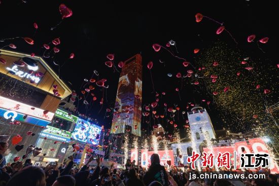 �簲�¶�Ȫӳ�¹㳡���᳡����Ϫ��ί������ ��ͼ