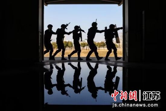 �Ͼ���·��������չ����Ӧ������������������ �� ��