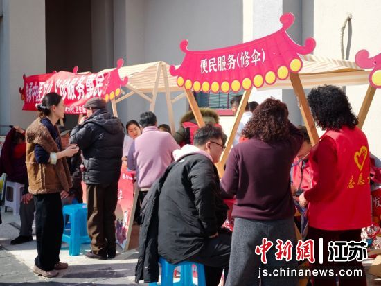 �м��ֳ����������ȫ������ֵ� ��ͼ