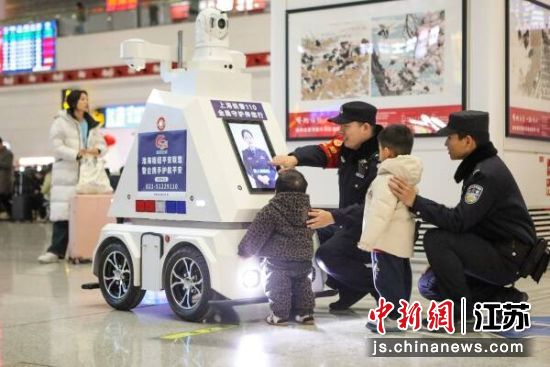 �񾯽���Ѳ�߳���Ļ���ŵķ�թ��Ƭ����ͨ���׶���������С���ѽ��ⷴթ��ȫ֪ʶ�����ݶ�վ�ɳ��� ��ͼ