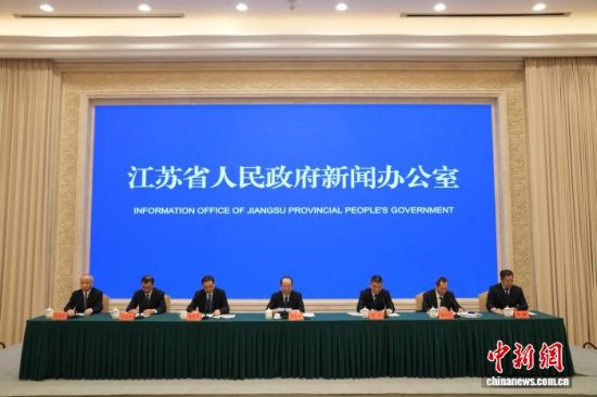 发布会现场。唐磊 摄 发布会现场。唐磊 摄