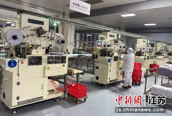 企业复工复产。盐渎街道 供图 企业复工复产。盐渎街道 供图