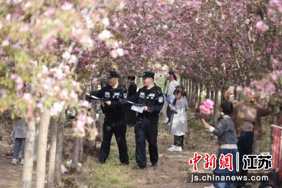 ���ں��Ĺ���԰��չ��թ������