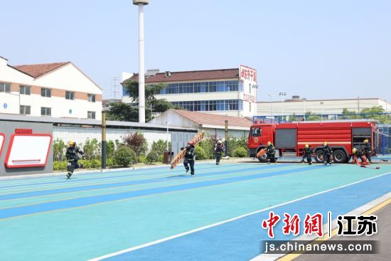 消防实景综合演练。前洲街道 供图 消防实景综合演练。前洲街道 供图