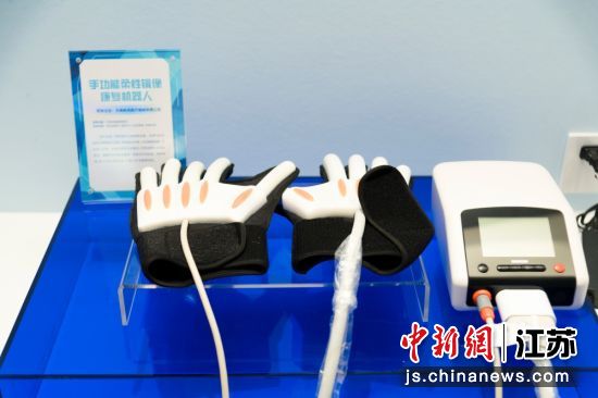 助残科创成果展示。新吴区残联 供图 助残科创成果展示。新吴区残联 供图