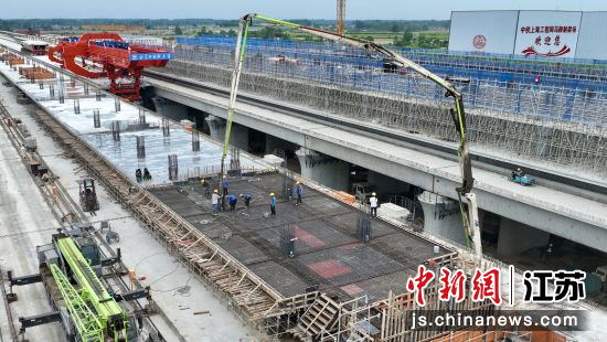 施工现场。张欣欣 摄 施工现场。张欣欣 摄