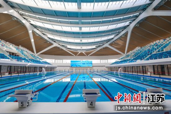 无锡奥体中心游泳馆亮相。无锡太湖新城集团 供图 无锡奥体中心游泳馆亮相。无锡太湖新城集团 供图