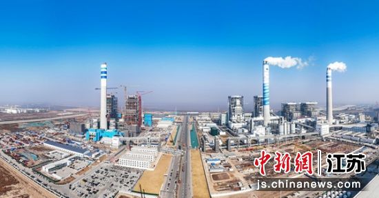 临港高效清洁燃煤发电项目群。滨海县委宣传部 供图 临港高效清洁燃煤发电项目群。滨海县委宣传部 供图