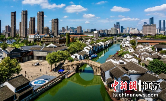 无人机航拍下的景致。无锡梁运低空商业运营管理有限公司 供图 无人机航拍下的景致。无锡梁运低空商业运营管理有限公司 供图