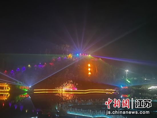 东华山景区夜景。郭嫽 摄 东华山景区夜景。郭嫽 摄