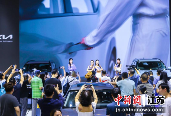 车展现场。2026东部沿海(盐城)国际车展组委会 供图 车展现场。2026东部沿海(盐城)国际车展组委会 供图