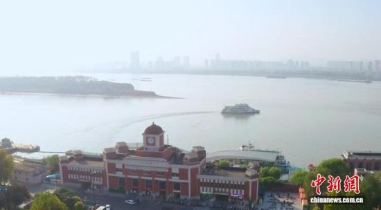 南京勾勒出一条从生态修复到价值变现的转化路径。(资料图)张传明 摄 南京勾勒出一条从生态修复到价值变现的转化路径。(资料图)张传明 摄