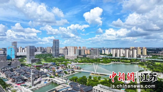 俯瞰锡东新城。锡山区融媒体中心 供图 俯瞰锡东新城。锡山区融媒体中心 供图