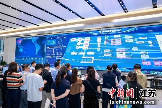 元冶大模型助力南京钢铁打造钢铁数智化标杆。 南京钢铁 供图 元冶大模型助力南京钢铁打造钢铁数智化标杆。 南京钢铁 供图