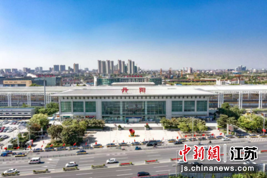 丹阳站外景。胡伟忠 摄 丹阳站外景。胡伟忠 摄
