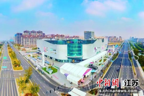 盐渎街道吾悦广场商圈。盐渎街道 供图 盐渎街道吾悦广场商圈。盐渎街道 供图