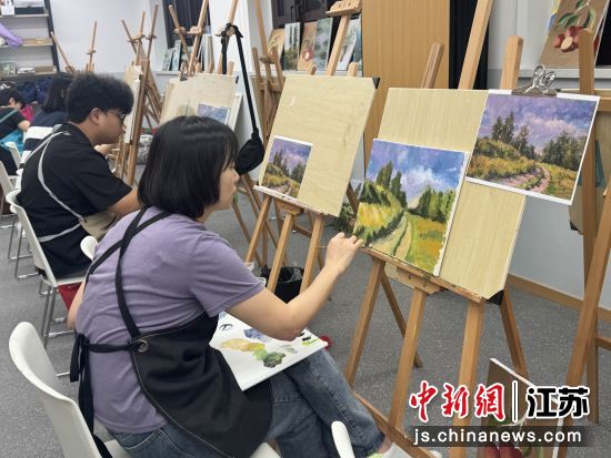 职工课堂。苏州市总工会 供图 职工课堂。苏州市总工会 供图