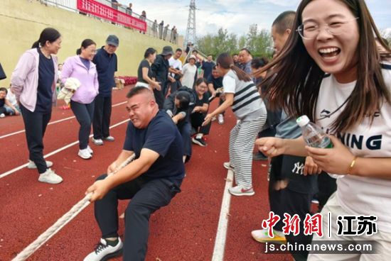 运动会比赛现场。板浦镇 供图 运动会比赛现场。板浦镇 供图