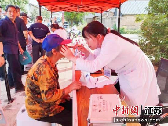 健康义诊活动现场。华山镇政府 供图 健康义诊活动现场。华山镇政府 供图