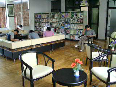 图文:常熟理工学院图书馆获优秀馆藏图书馆称