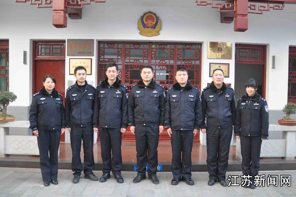 南京夫子庙派出所里的精武警组