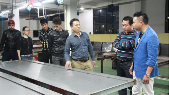 陕西信合的企业网银盾插在电脑上不会自动弹出