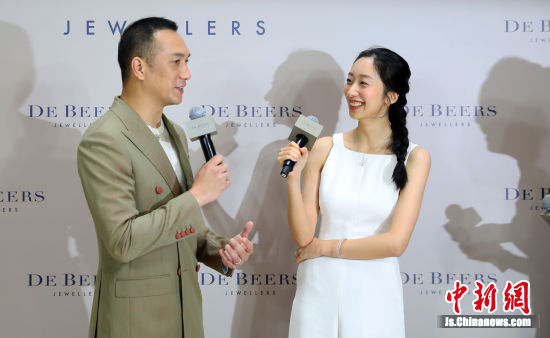 令人称羡的黄觉,麦子夫妇分享他们的爱情故事.泱波 摄