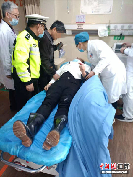 中新网江苏新闻4月20日电(张鸣阳 杨子健)"真是人民警察为人民!