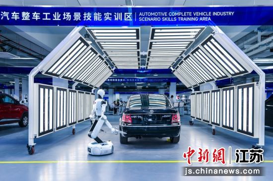 �����о������ܻ����˹�ҵ���ݲɼ���ʵѵ����ʵ������ɽ��������ͼ