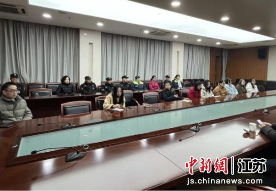 ������ȫ֪ʶר����ѵ���ζ��Ļ��������� ��ͼ