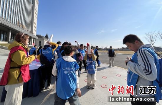 �������ڱ����С������ ��