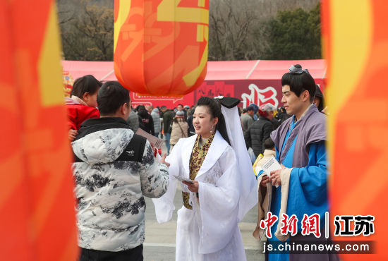 2026��2��9�գ��ڽ���ʡ����ɽ�羰�����㳡���������ӡ��͡����ɡ�Ϊ�����������￨���»���ҵ��ý���� ��ͼ