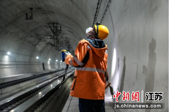 ���޶�Ա���ֳ���չ��ҵ���Ͼ��Ź��� ��ͼ