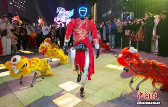 �������ڴ��ڼ��ڵľ����ݳ����� ��