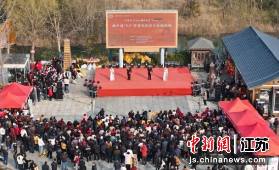 ����ء�3��5��ѧ�׷������������ˮ�¹㳡�ٰ졣���� ��