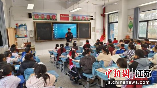 ���������������ķ�Χ�м����˶���·��ȫ�����⡣�Ͼ���·��������ˮվ�ɳ��� ��ͼ