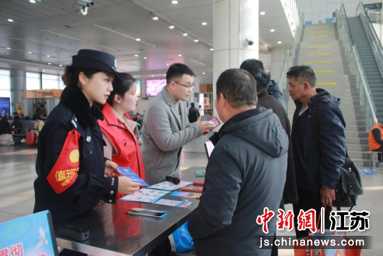 ������ʦ�ڻ�ֳ�����ÿ����ʡ������ ��