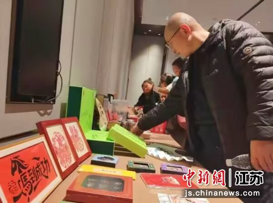 ��ֳ����ɫչʾ������չ����ʽ�����뻥���ƹ㡣 ���� ��