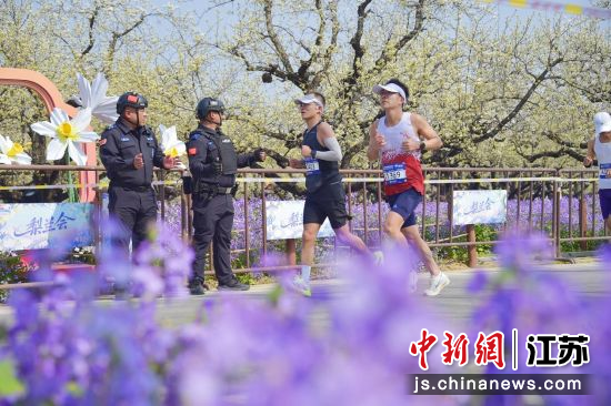 �񾯡���������������������ִ�ڡ�