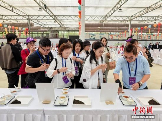 4��17�գ������α����Ͼ�����ˮ����Ʒ���㡣����Ľ�� ��