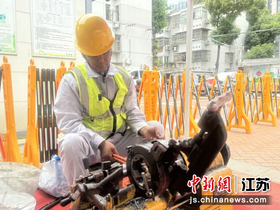 �����豸��װά�������� ��